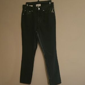 New Universal Thread Women's Size 12 High Rise Black Jeans‎ Faux Leather Back